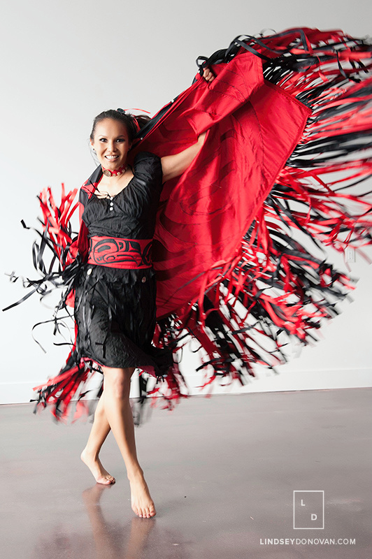 Vancouver Photographer Lindsey Donovan Portrait Photography aboriginal dancer
